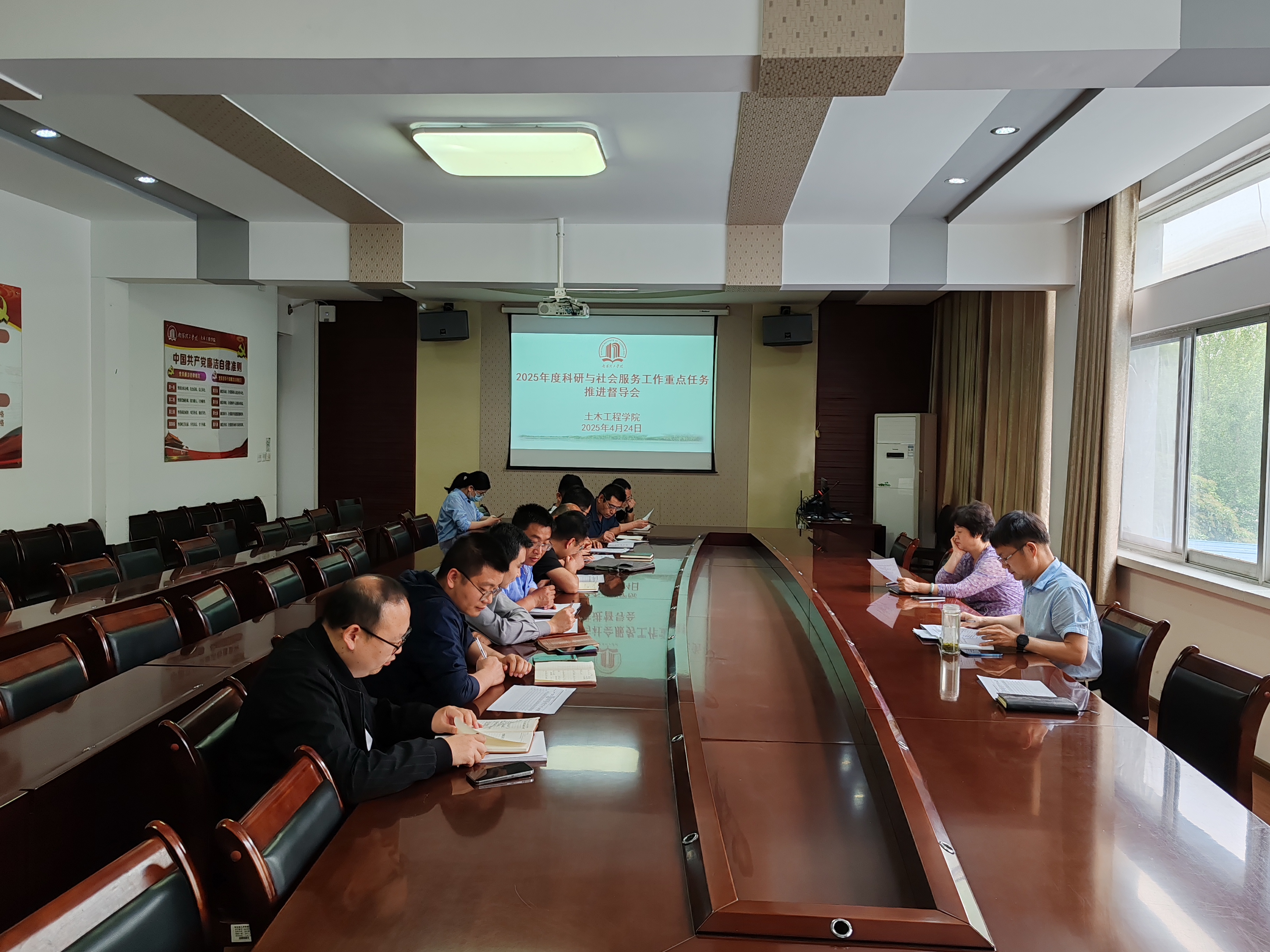 f7e7d7c505ea07f8526bdd9c74e4407